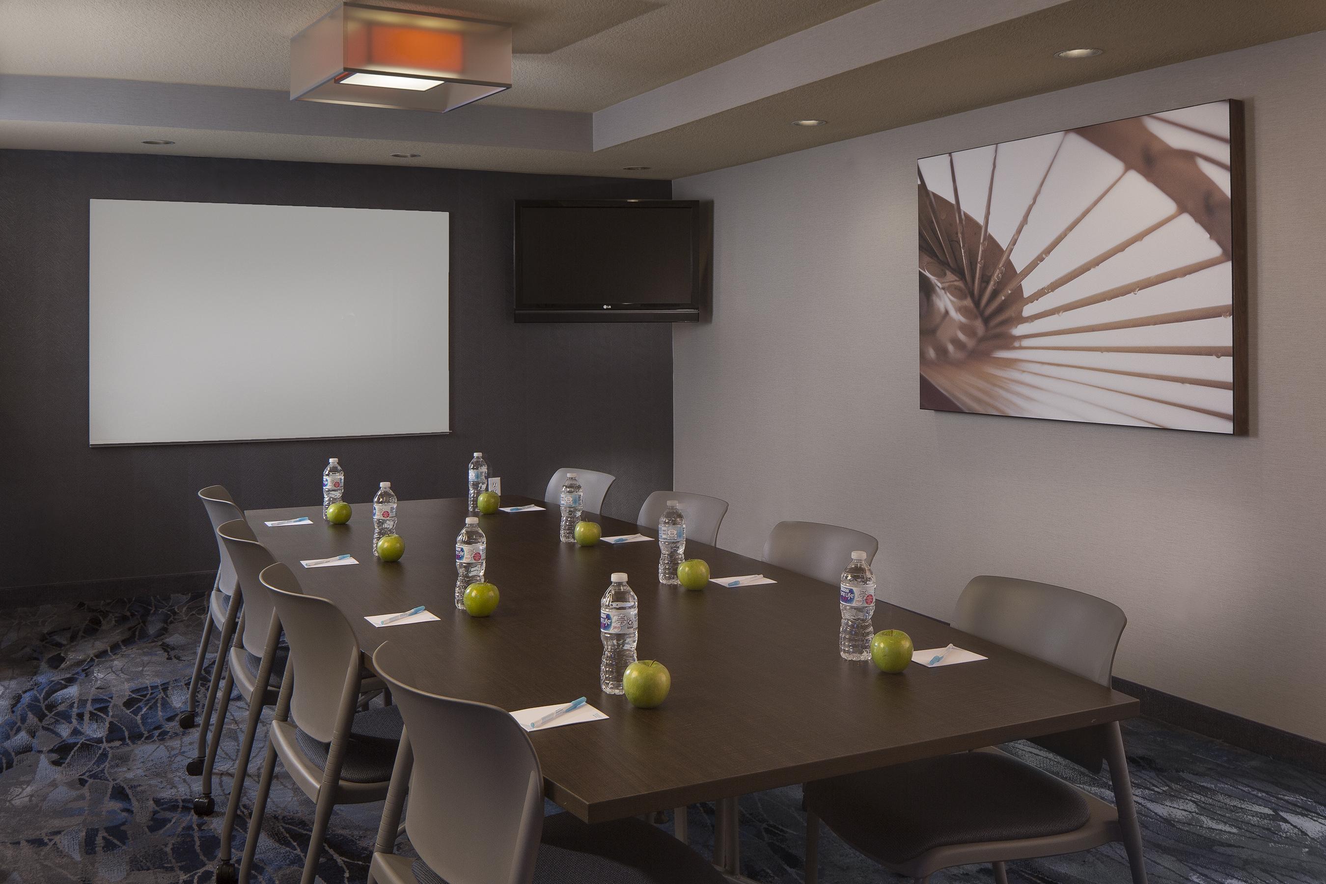 Fairfield & By Marriott Orlando Hotel 3*