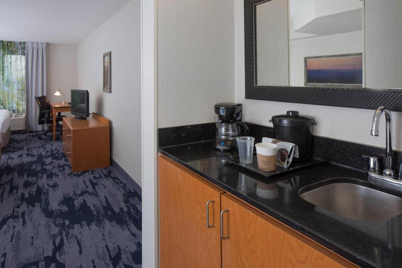 Hotel Fairfield & By Marriott Orlando Lake Buena Vista