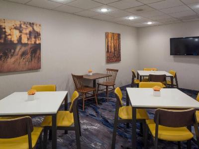 Fairfield & By Marriott Orlando Hotel 3*