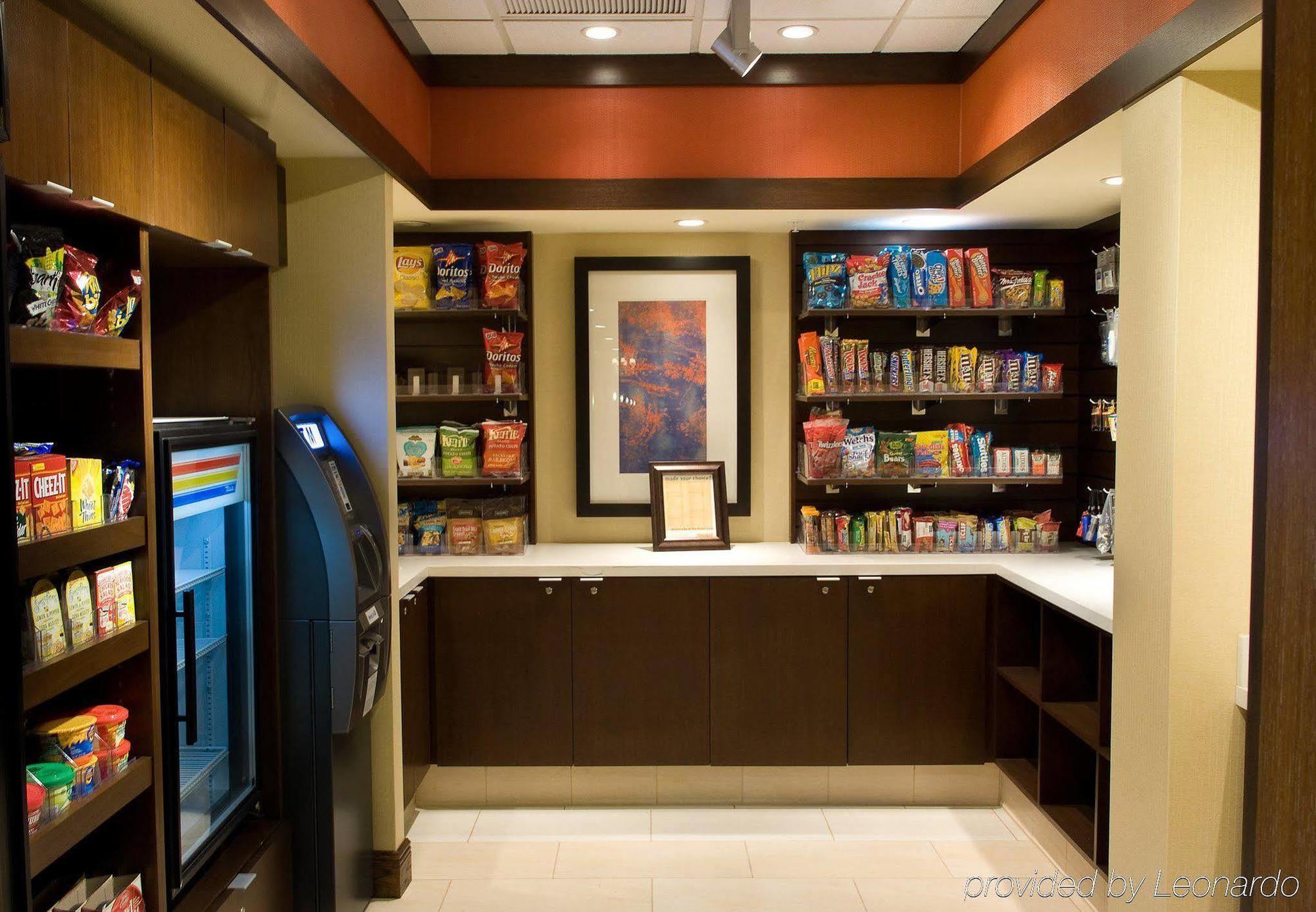 Hotel Fairfield & By Marriott Orlando 3*